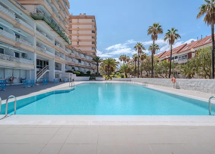 Go2tenerife Apart'luna Pool & Sea View Apartmán *