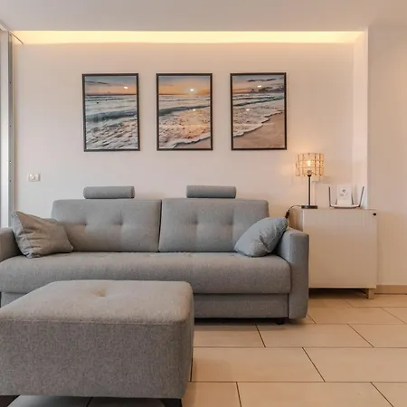 Go2tenerife Apart'luna Pool & Sea View * بلايا ذي لاس أميريكاس